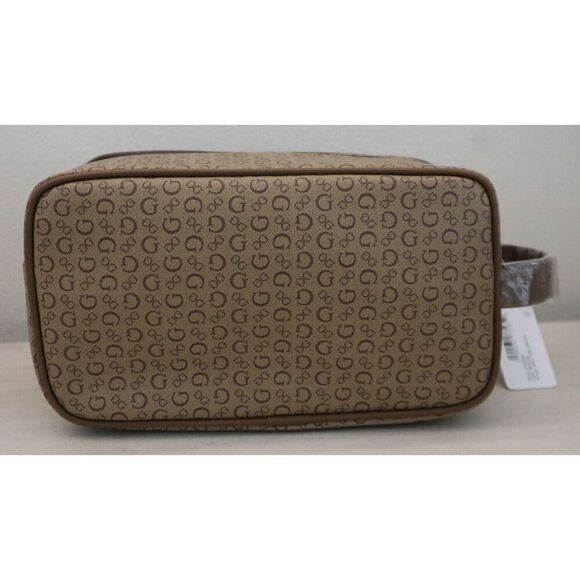 GUESS V7200082 Mocha Junction Travel Overnight Toiletry Cosmetic Case Bag $148 - Picture 2 of 11